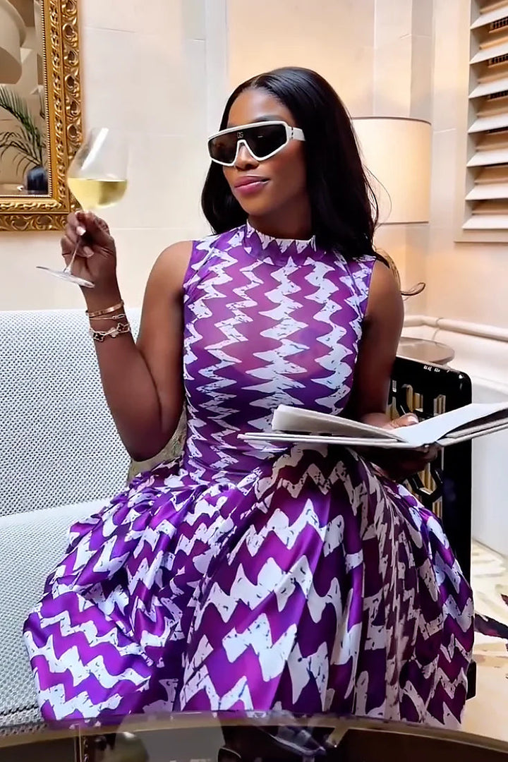 Lesley | Elegant High-Neck Sleeveless Zigzag Print Maxi Dress
