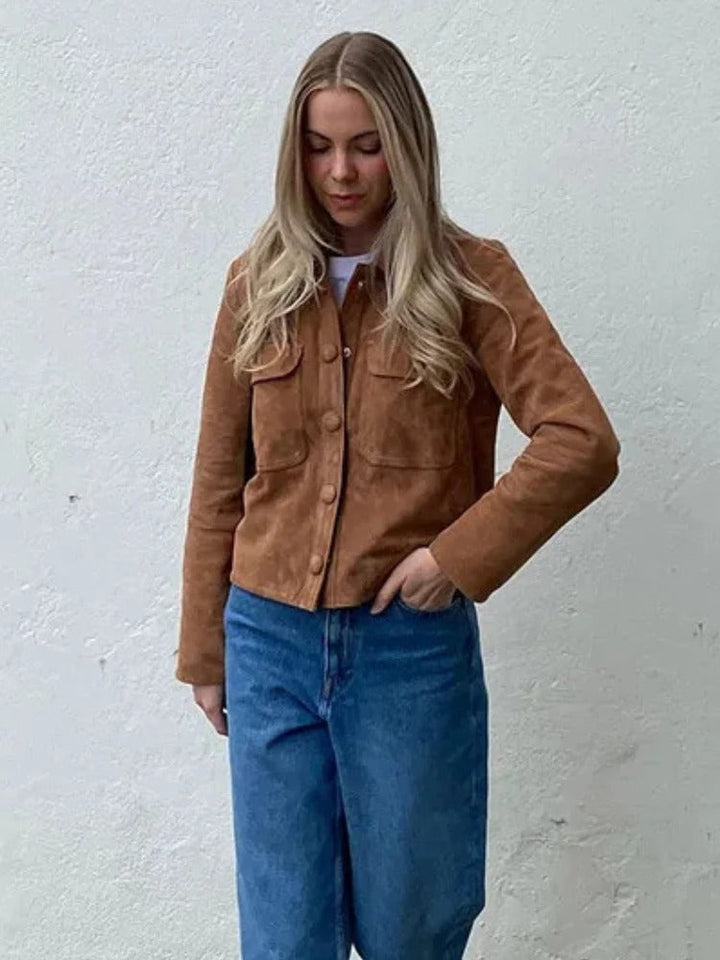 Sage | Chic Button-Up Suede Jacket With Chest Pockets