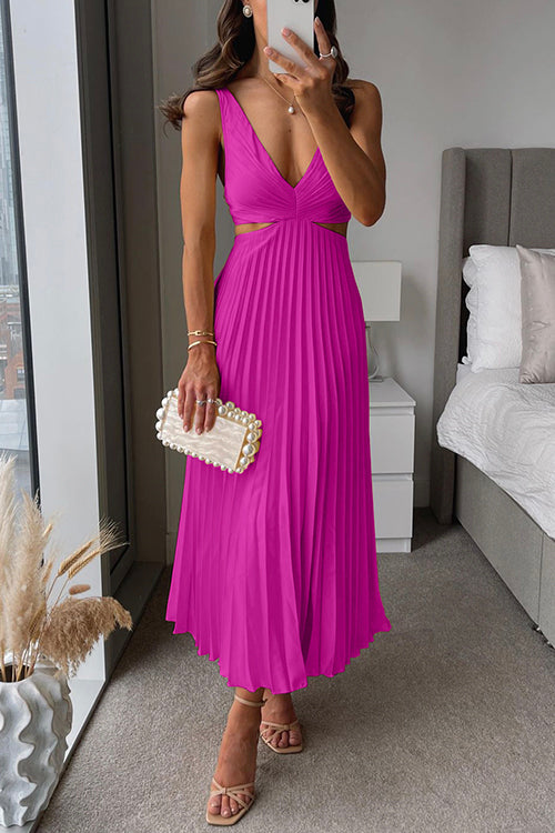 Nora | Elegant V-Neck Pleated Maxi Dress