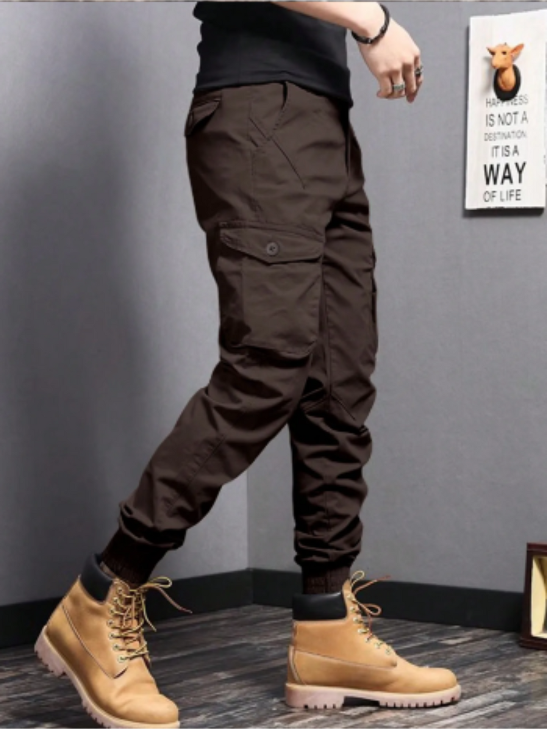 Evy | Sleek Tapered Cargo Trousers With Multi-Pocket Utility Design