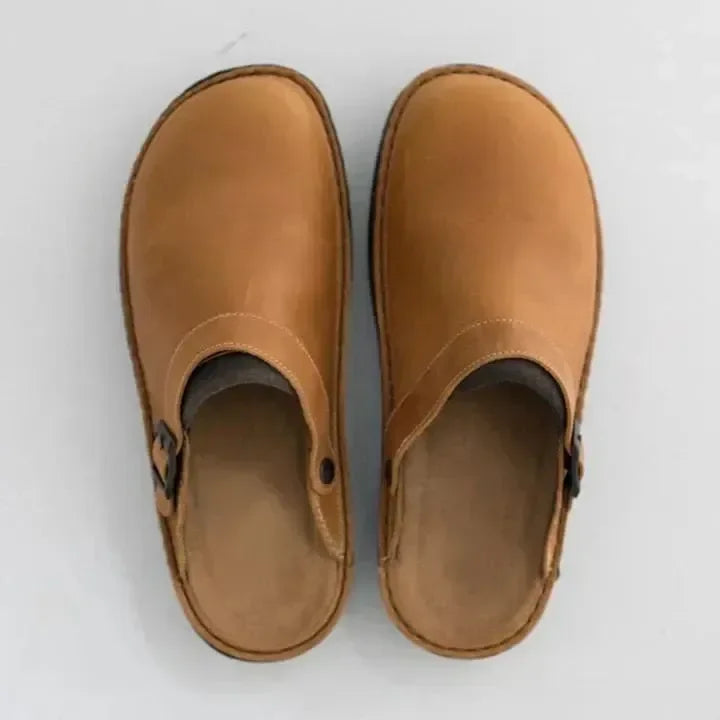 Benjamin | Classic Brown Leather Orthopedic Clogs Men