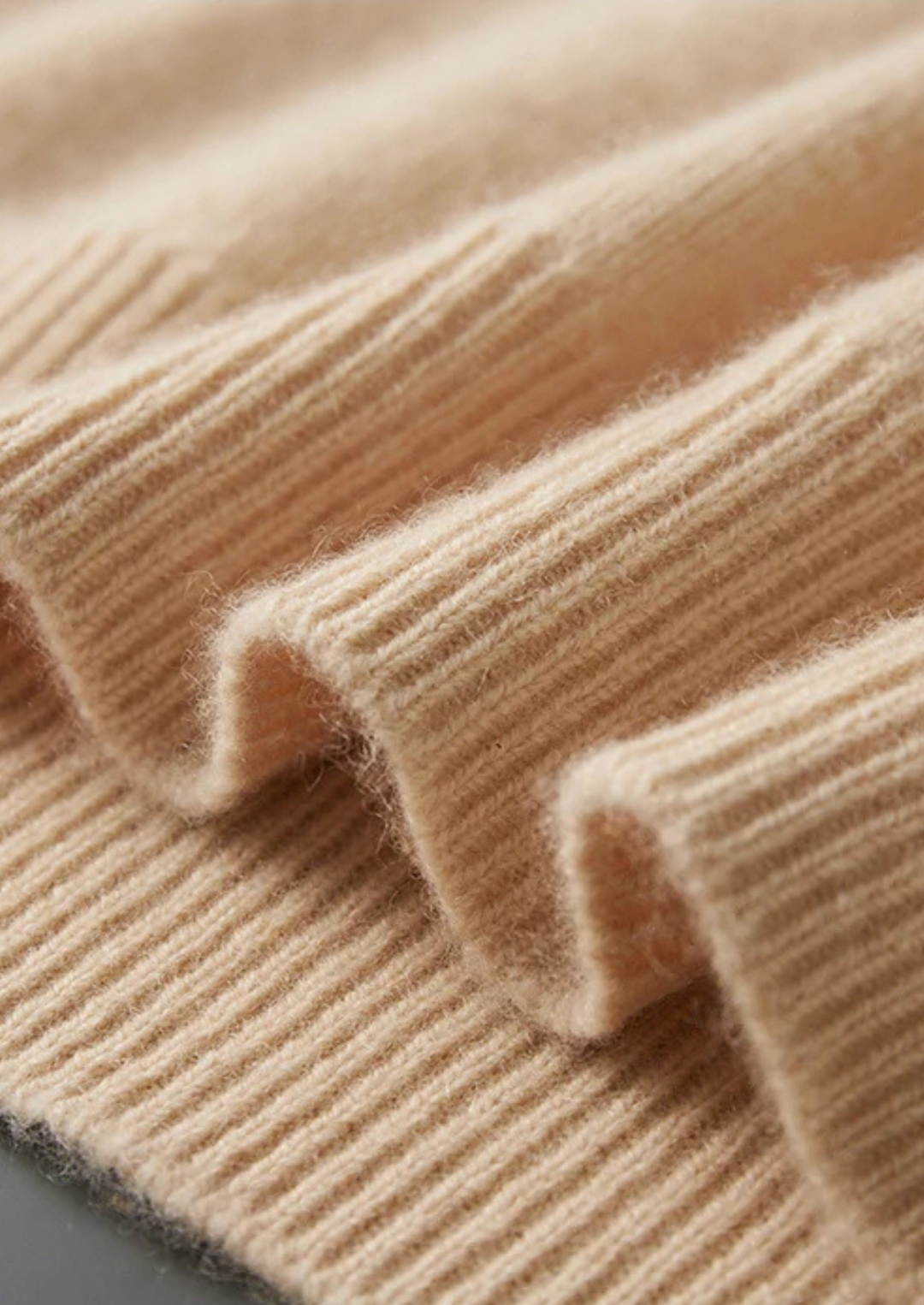 Cordelia | Luxury Cashmere Hooded Pullover Sweater