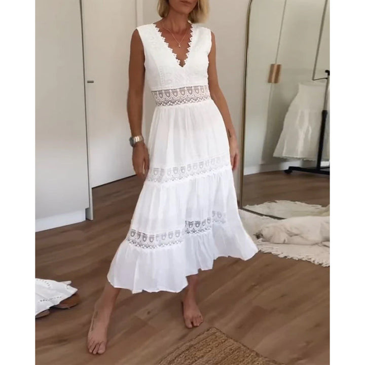 Bianca | Elegant V-Neck Lace Tiered Midi Dress