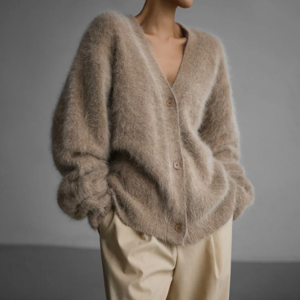 Cordelia | Elegant V-Neck Oversized Cashmere Cardigan Women