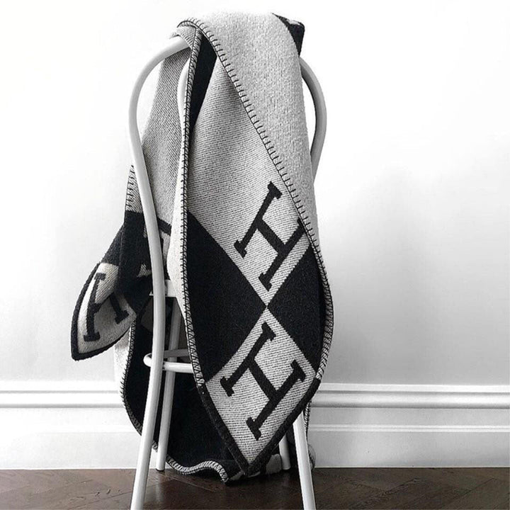 Evy | Elegant Wool Cashmere Throw Blanket With Monogram Pattern