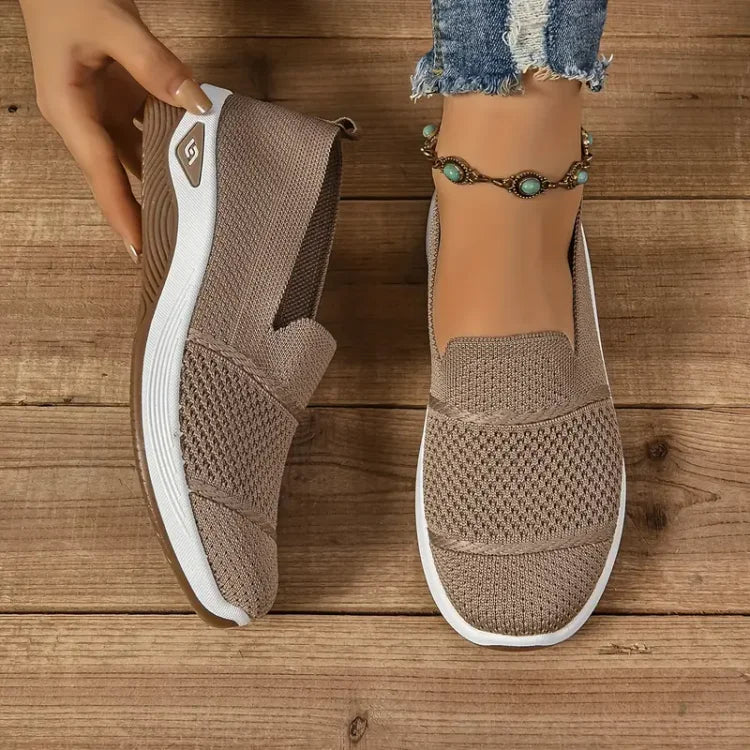 Imogen | Chic Orthopedic Slip-On Sneakers With Mesh Comfort