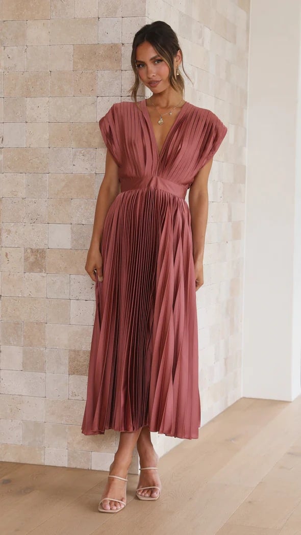 Madisyn | Elegant V-Neck Pleated Midi Dress