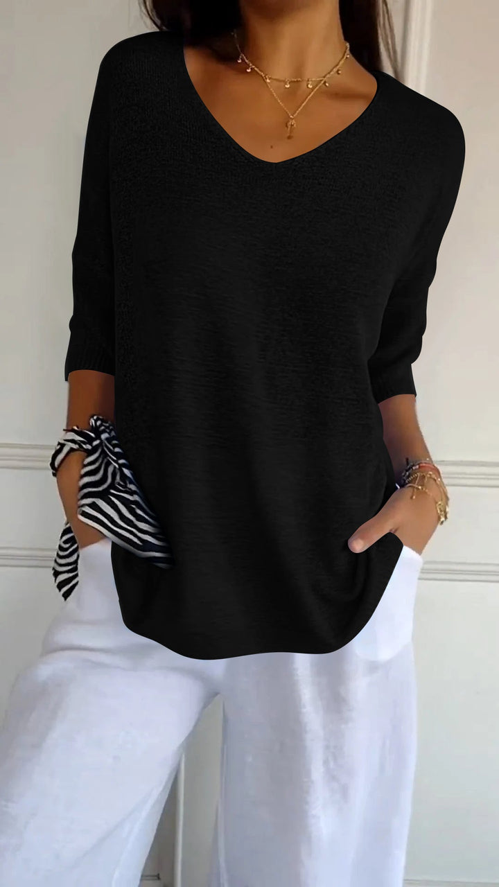 Wynette | Effortless V-Neck Three Quarter Sleeve Knit Top