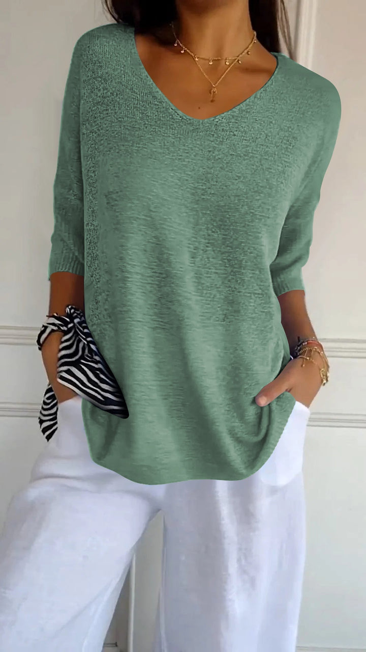 Wynette | Effortless V-Neck Three Quarter Sleeve Knit Top