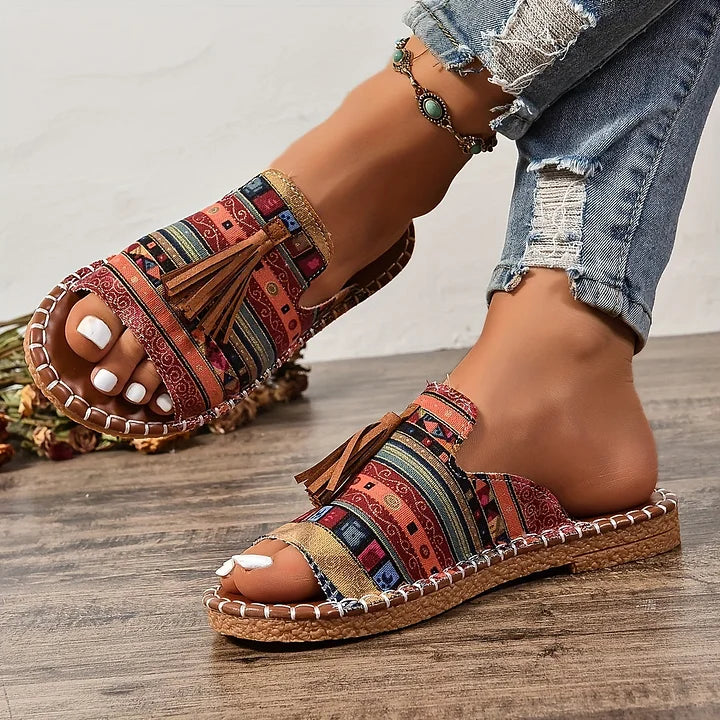 Bohemian Tassel Sandals With Ethnic Print And Arch Support