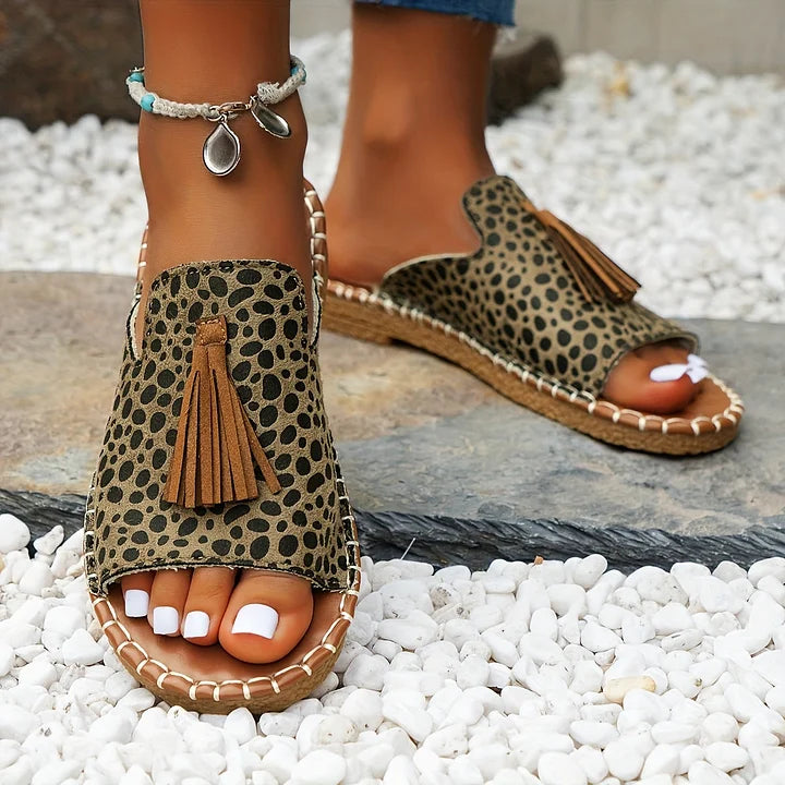 Bohemian Tassel Sandals With Ethnic Print And Arch Support
