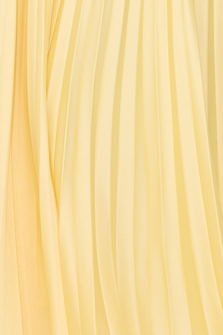 Sophia | Chic V-Neck Pleated Maxi Dress