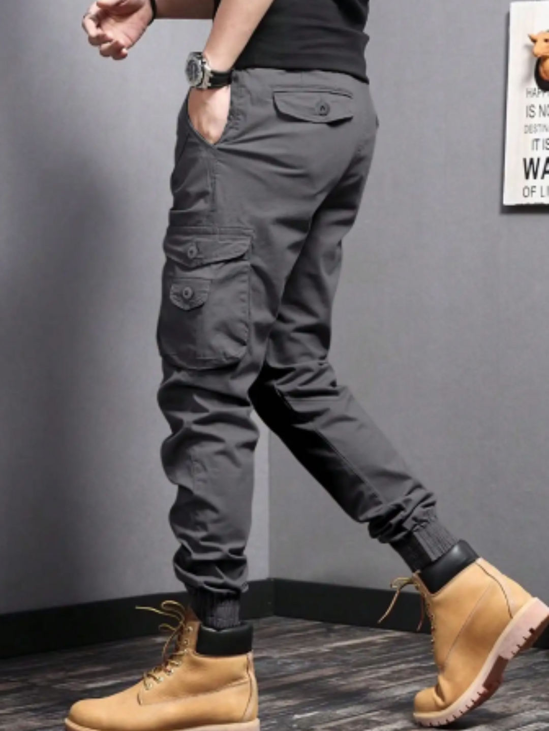 Evy | Sleek Tapered Cargo Trousers With Multi-Pocket Utility Design