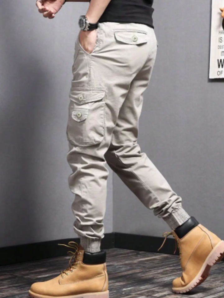Evy | Sleek Tapered Cargo Trousers With Multi-Pocket Utility Design