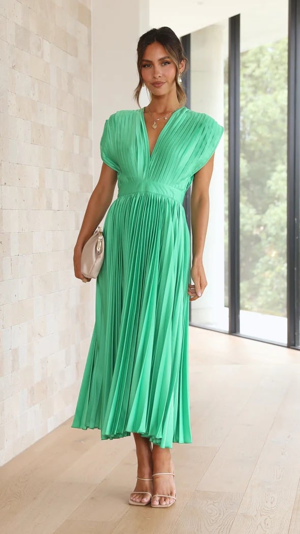 Madisyn | Elegant V-Neck Pleated Midi Dress