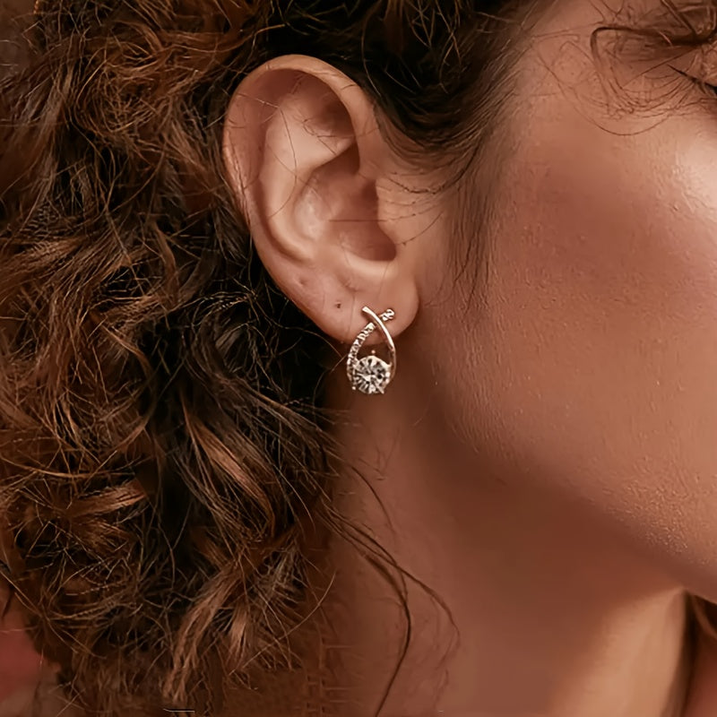 Margot | Elegant Cross Crystal Stud Earrings Gold
