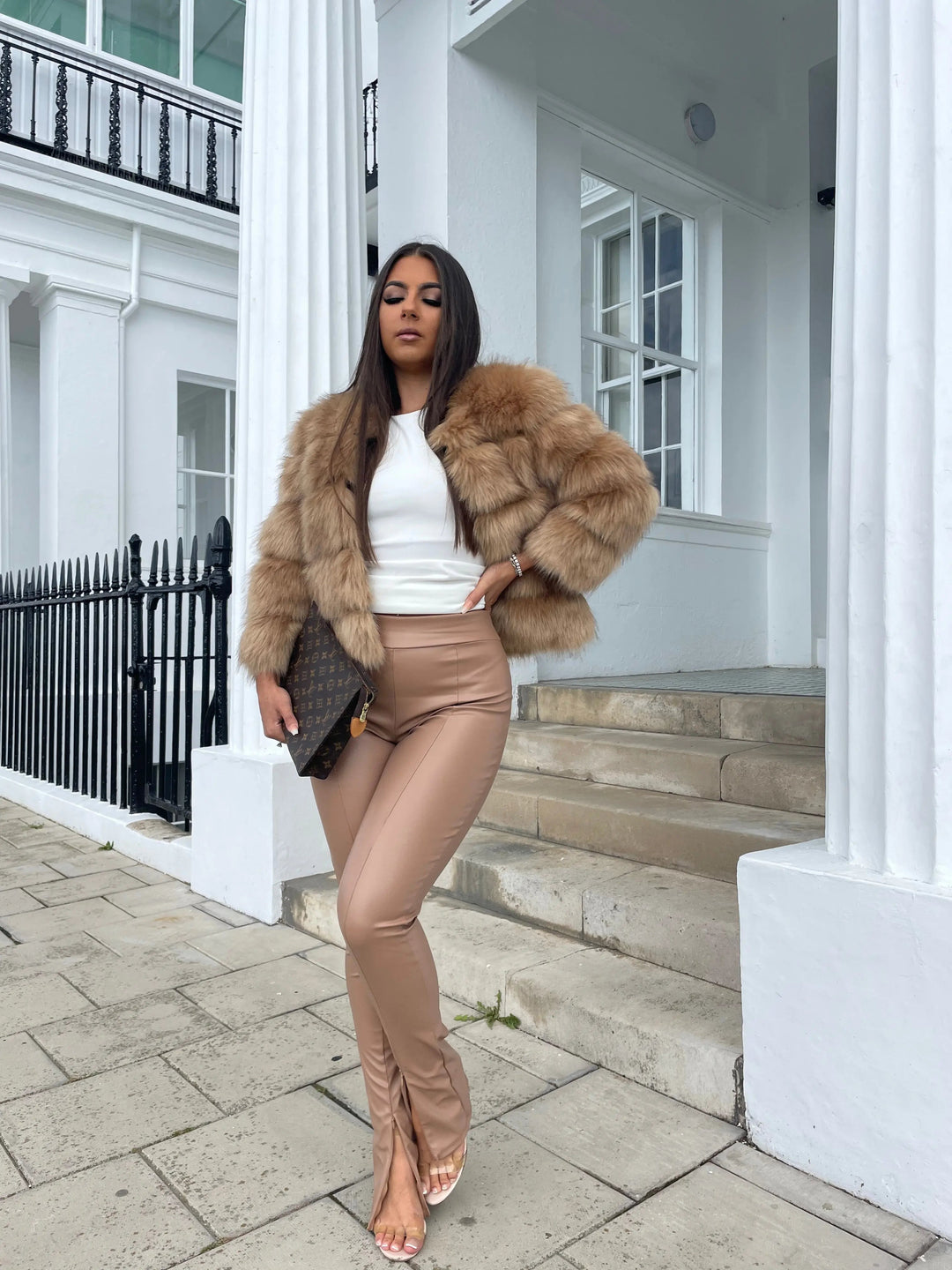 Kiara | Luxurious Cropped Faux Fur Jacket - Elegant Winter Style
