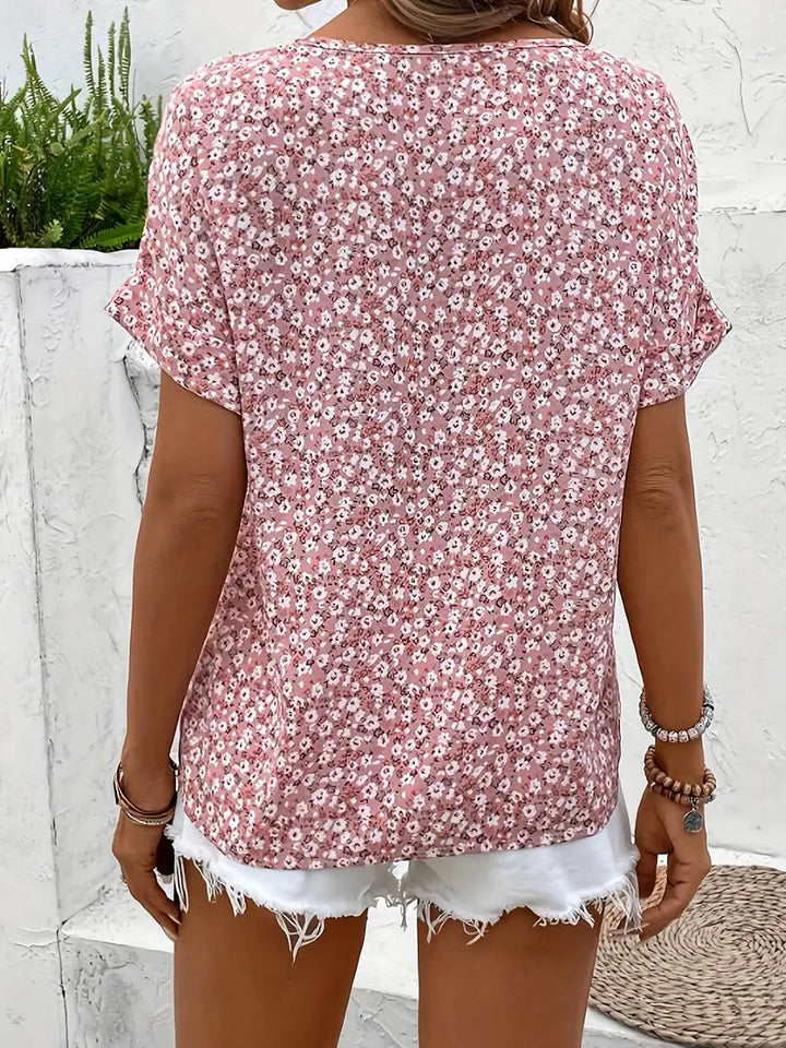 Wren | Stylish Floral Button-Up Blouse With V-Neck Detail