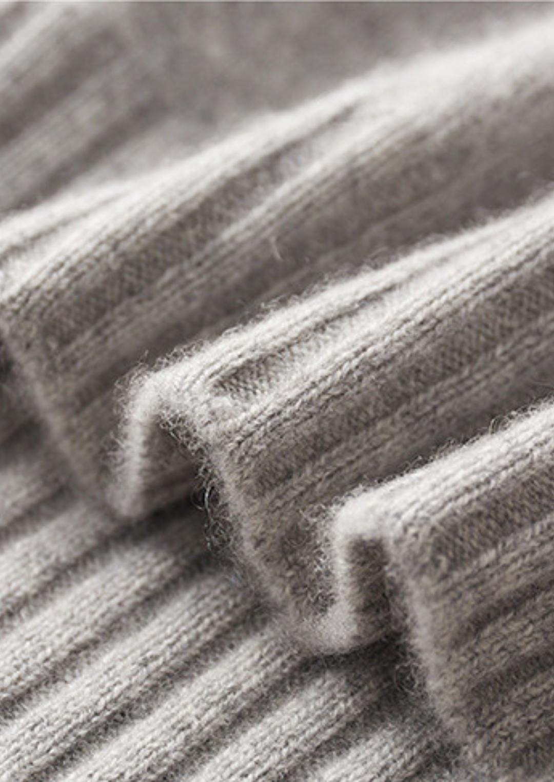 Monaco | Elegant 100% Cashmere Mock Neck Pullover Sweater