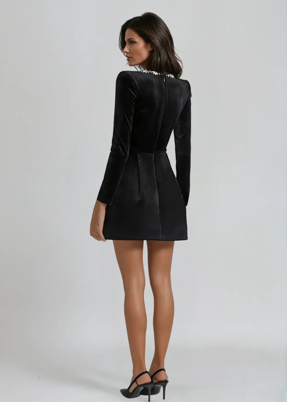 Blythe | Elegant Square Neck Velvet Mini Dress With Long Sleeves