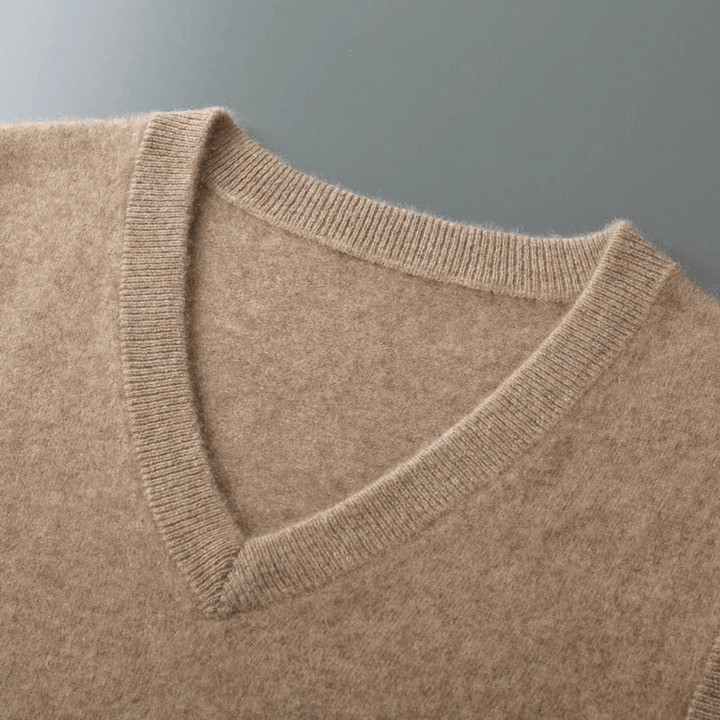 Fiona | Elegant V-Neck Sleeveless Cashmere Vest