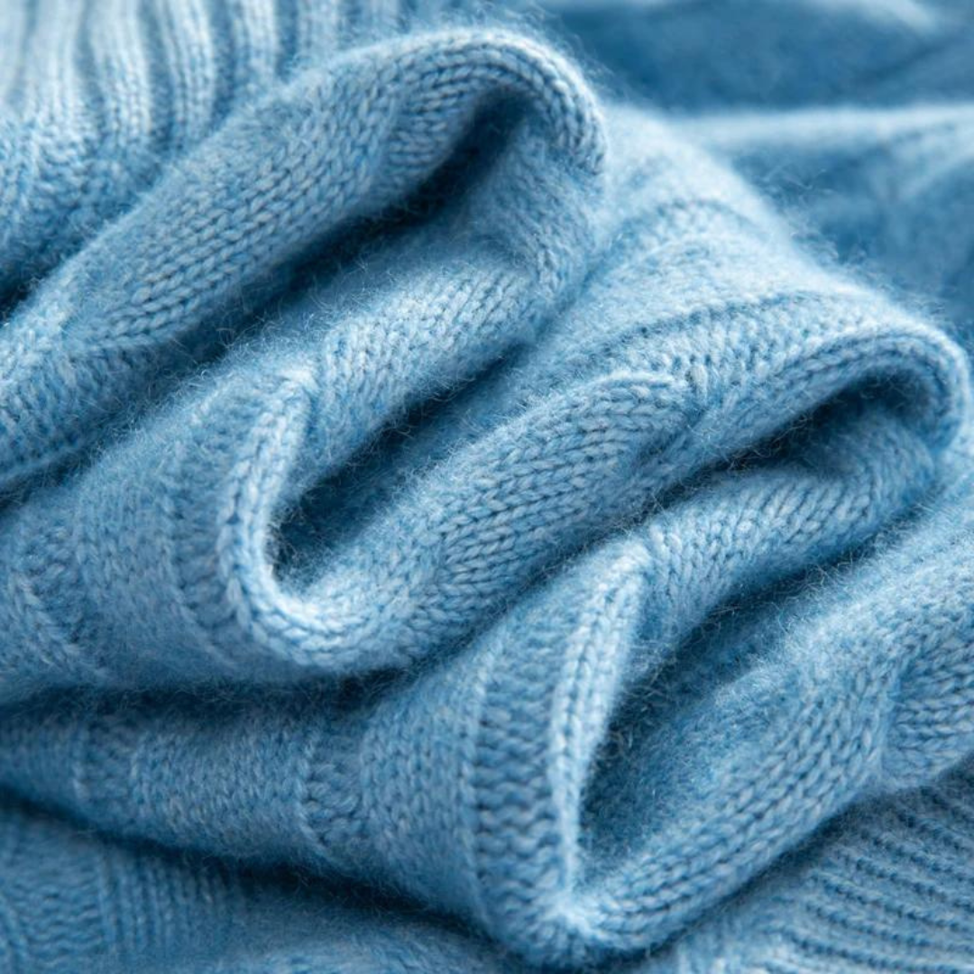 Cordelia | Elegant Cable Knit Cashmere Crew Neck Sweater