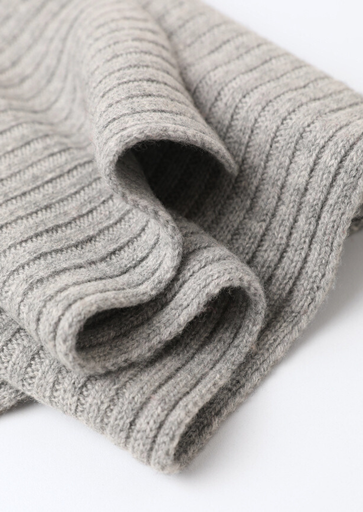 Cordelia | Elegant Cashmere Winter Accessories Set - Beanie Scarf Gloves