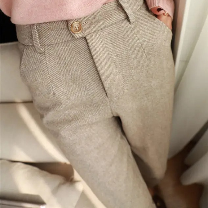 Rosalynn | Elegant Herringbone Wool Pleated Dress Trousers For Men