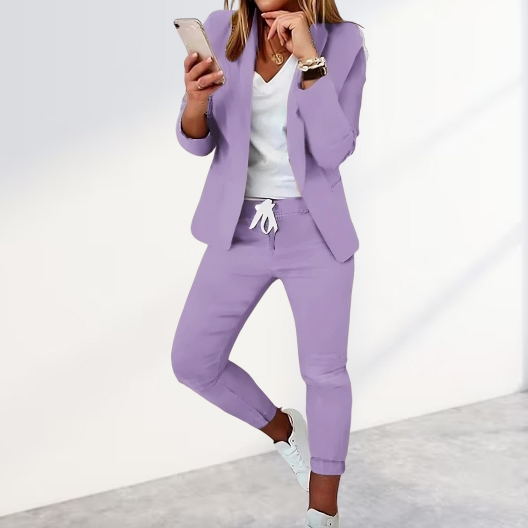 Tessa | Chic Black Blazer Jogger Set With White V-Neck
