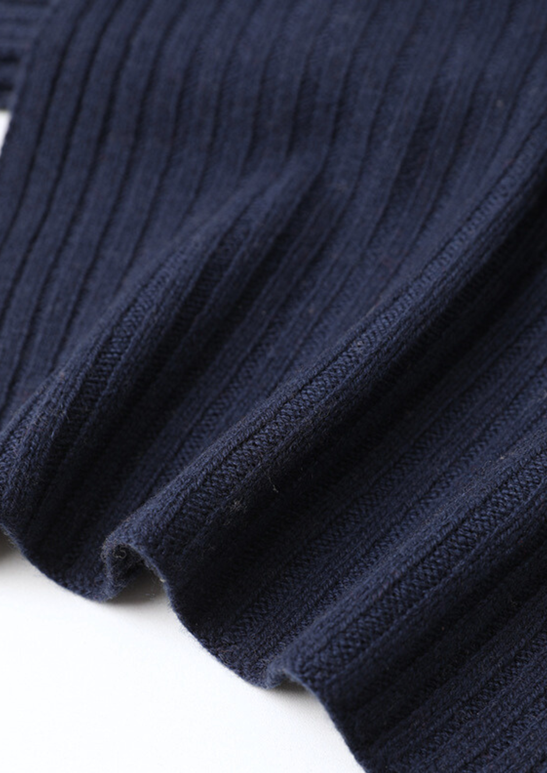 Cordelia | Elegant Cashmere Winter Accessories Set - Beanie Scarf Gloves