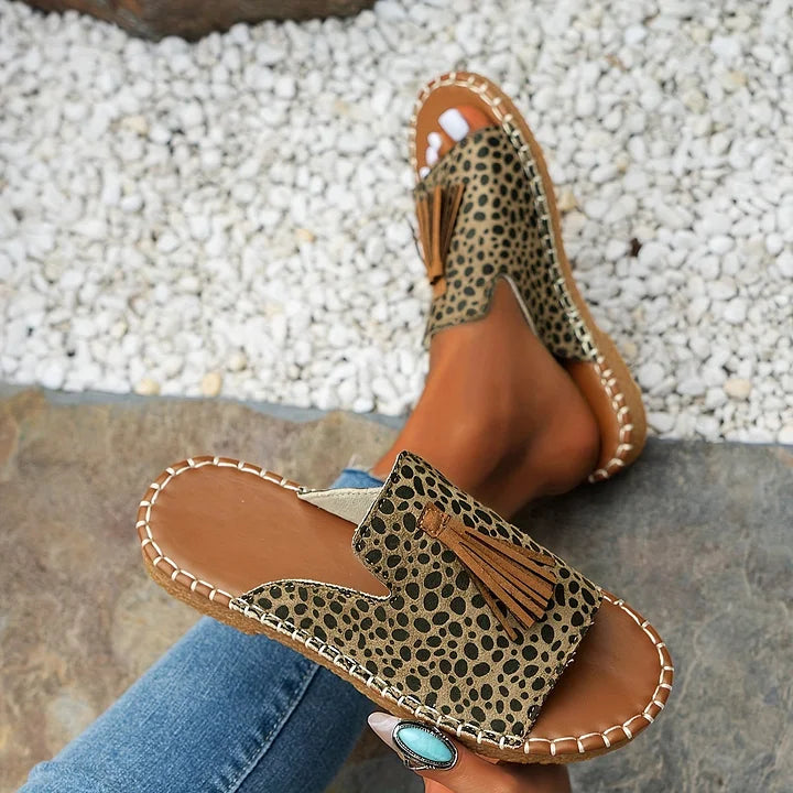 Bohemian Tassel Sandals With Ethnic Print And Arch Support
