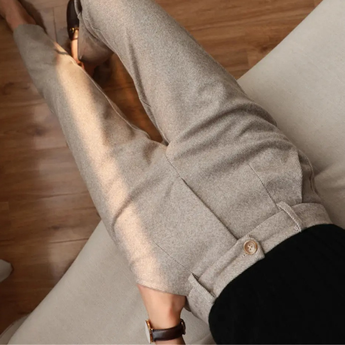 Rosalynn | Elegant Herringbone Wool Pleated Dress Trousers For Men