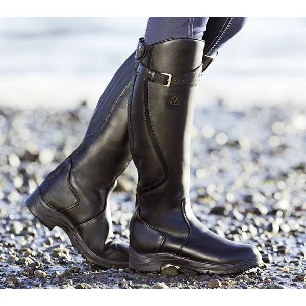 Faye | Stylish Waterproof Tall Boots with Insulated Lining
