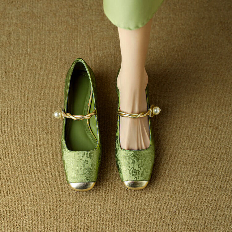 Perla | Elegant Embroidered Mary Jane Flats With Crystal Heel