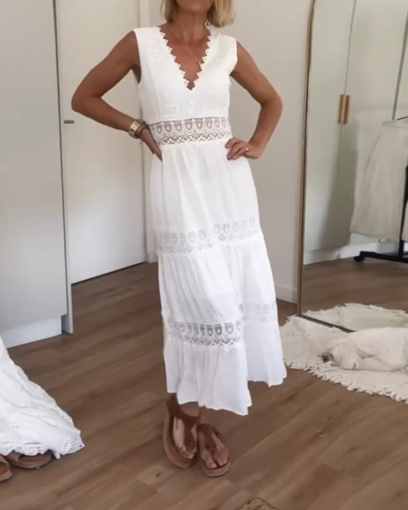 Bianca | Elegant V-Neck Lace Tiered Midi Dress