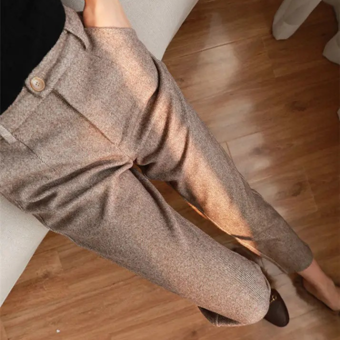 Rosalynn | Elegant Herringbone Wool Pleated Dress Trousers For Men