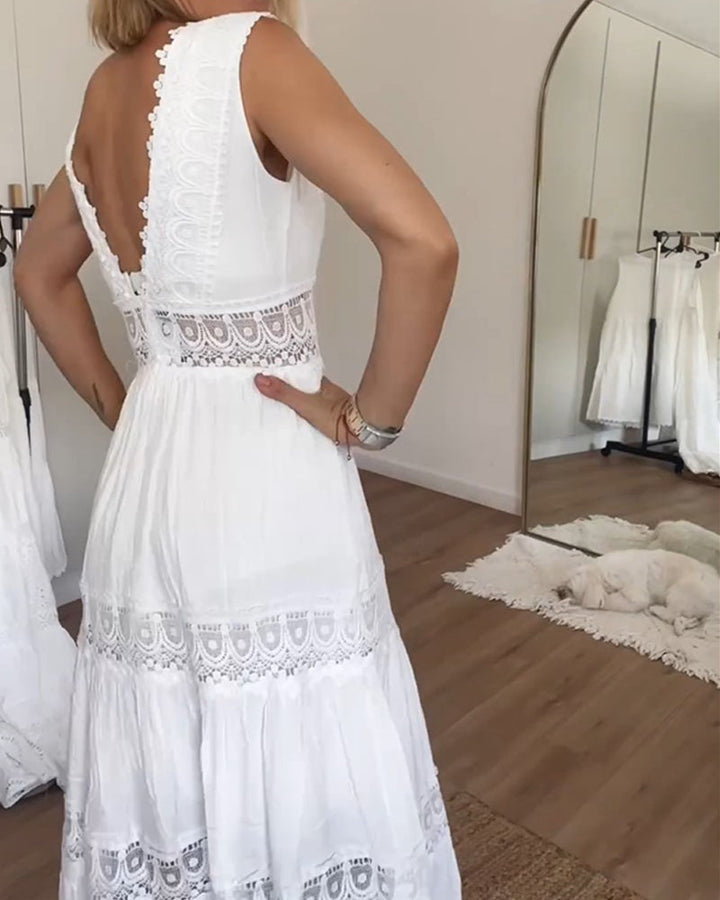 Bianca | Elegant V-Neck Lace Tiered Midi Dress