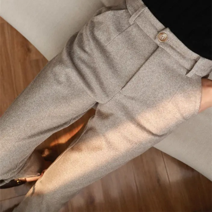 Rosalynn | Elegant Herringbone Wool Pleated Dress Trousers For Men
