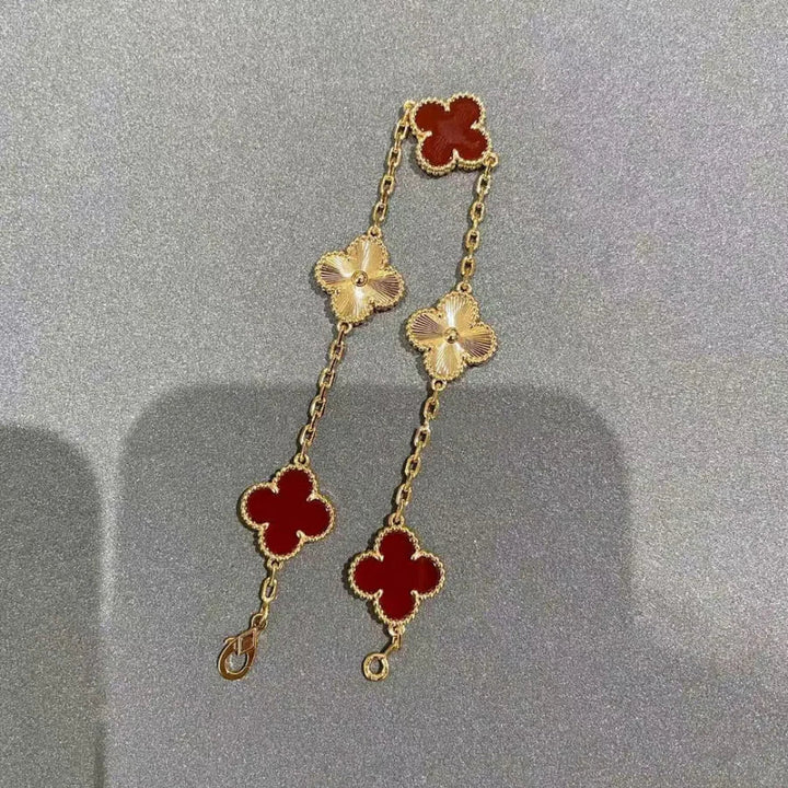 Abby | Elegant Red Clover Charm Bracelet - Gold Plated Sterling Silver
