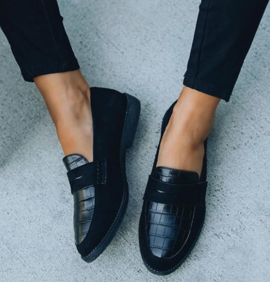 Zara | Chic Black Croc Embossed Slip-On Loafers For Women