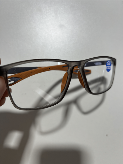 Niman | Ultralight Sport Reading Glasses Unisex Black Red