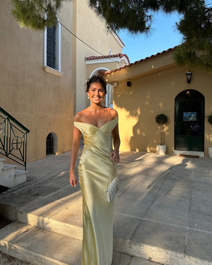 Sybil | Elegant Off-Shoulder Backless Maxi Dress