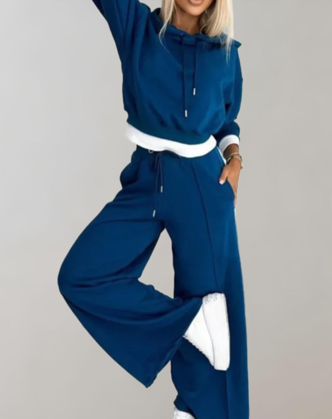 Margot | Chic Cropped Hoodie And Wide Leg Tracksuit Set