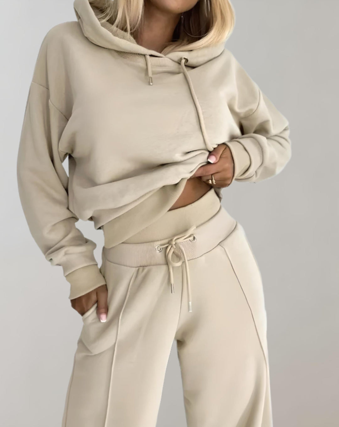 Margot | Chic Cropped Hoodie And Wide Leg Tracksuit Set