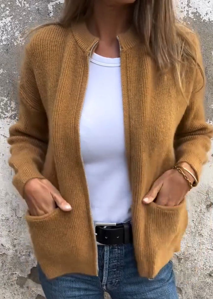Rowan | Chic Ribbed Zip-Up Cardigan With Pockets