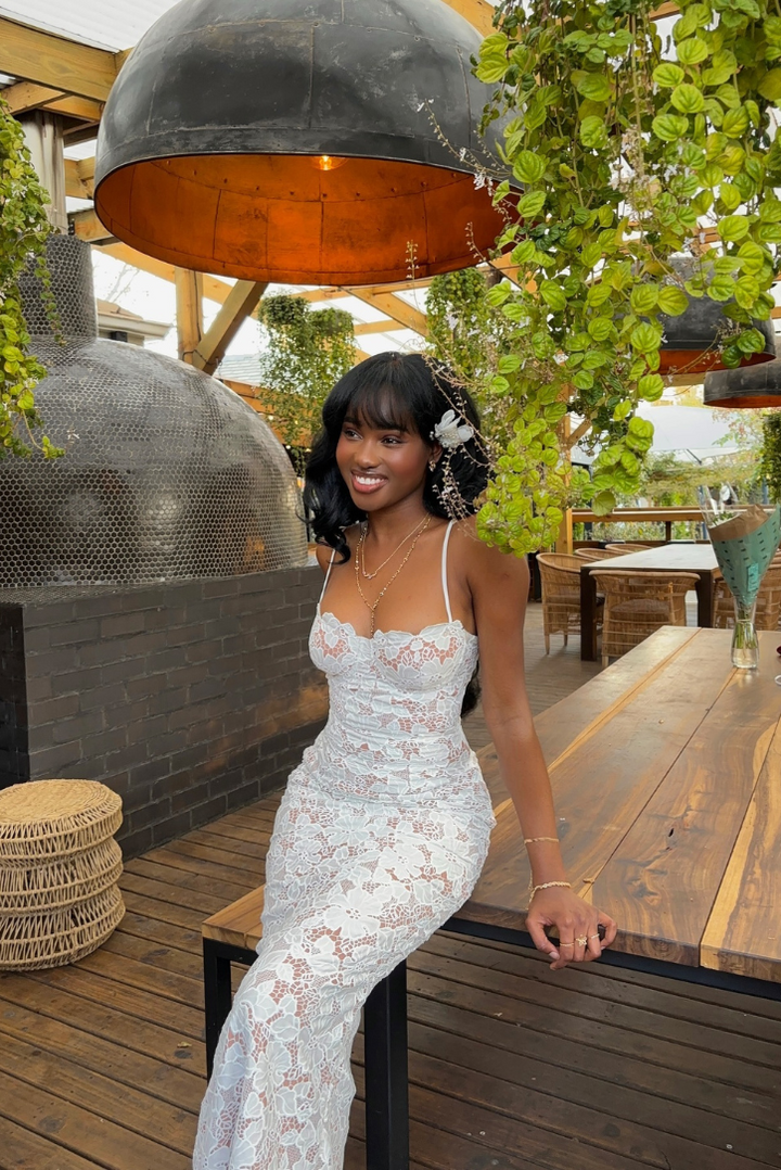 Sybil | Elegant Lace Bustier Maxi Dress
