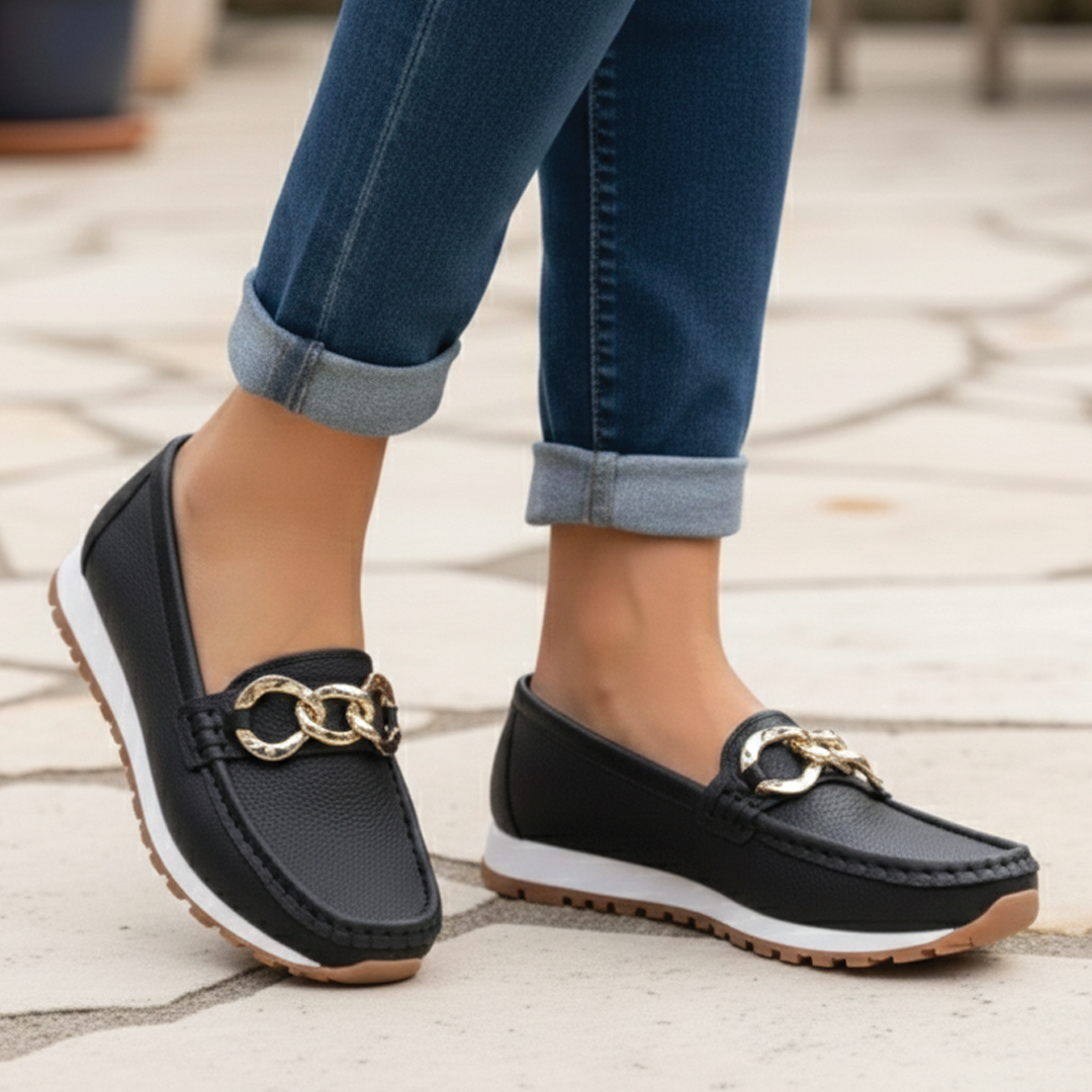 Evy | Chic Chain Detail Platform Loafers With Gold Hardware