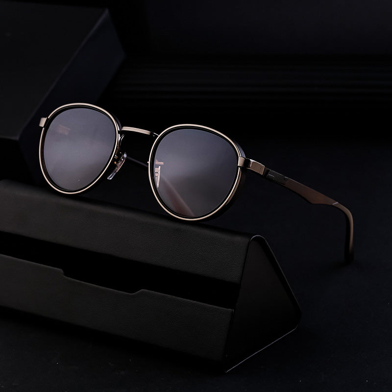 Tommaso | Vintage Gold Frame Oval Sunglasses With UV Protection