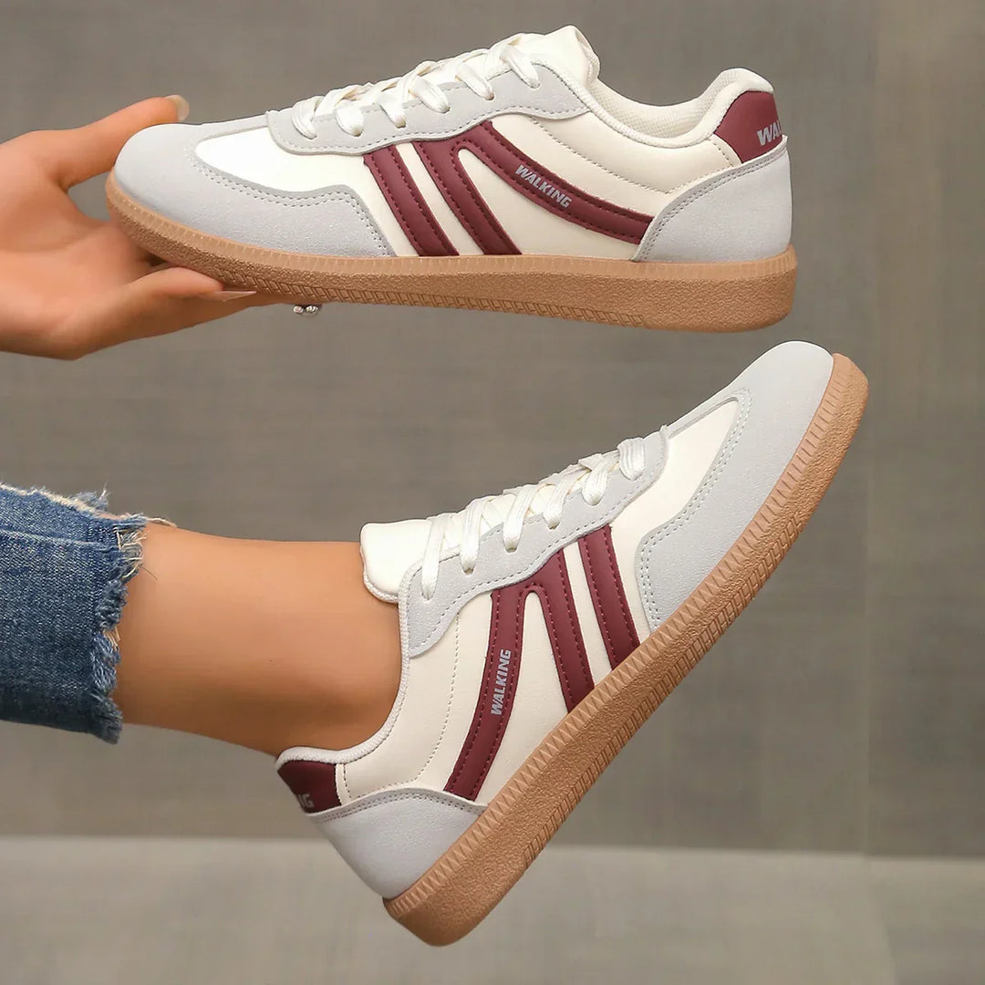 Evy | Stylish Lace-Up Retro Sneakers With Gum Sole