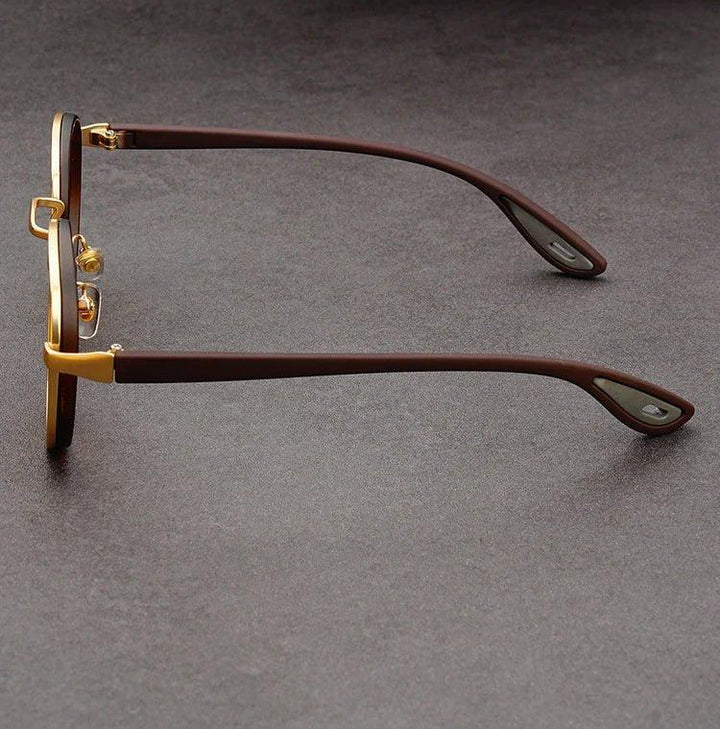 Carson | Sleek Round Retro Sunglasses With Gold Frame